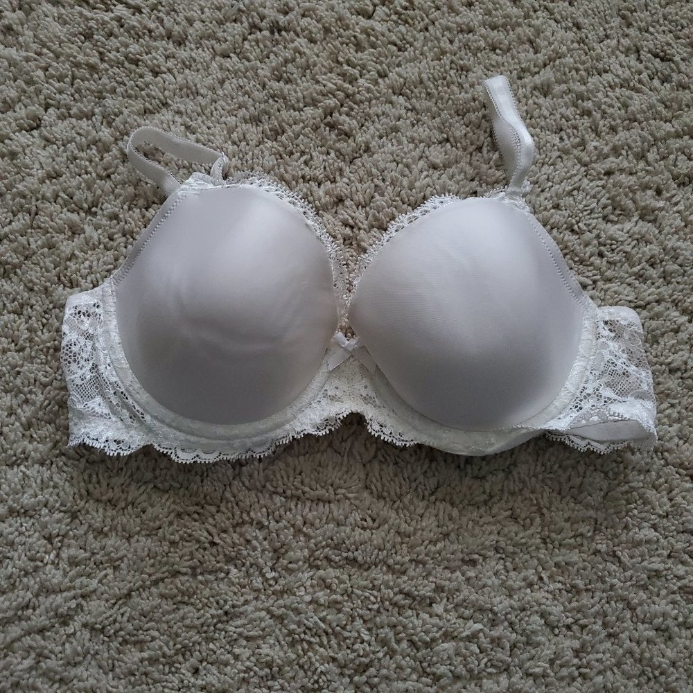 Victoria's Secret White Sexy Bra 34C